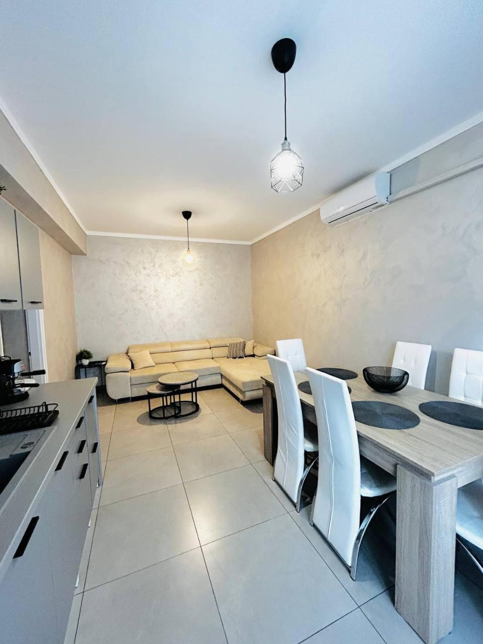Sunhouse Apartman Hajdúszoboszló المظهر الخارجي الصورة